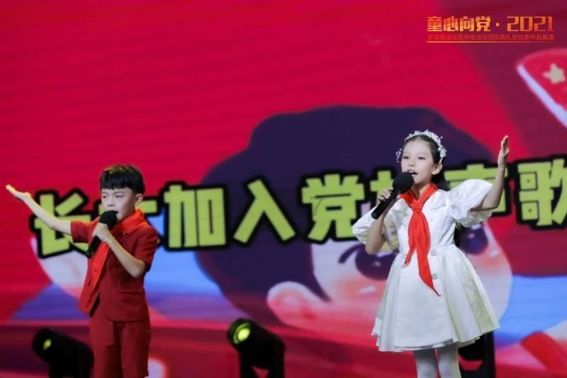 江西南昌:迎战风雪 护航高铁