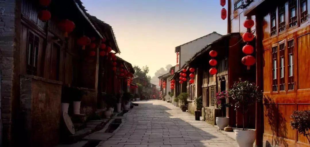 张果彤:欧元震荡下行趋势依旧